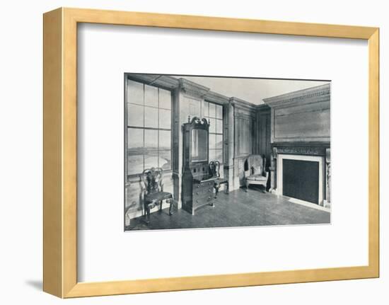 A room of c1740 from 63, Mansell Street, c1740-Unknown-Framed Photographic Print