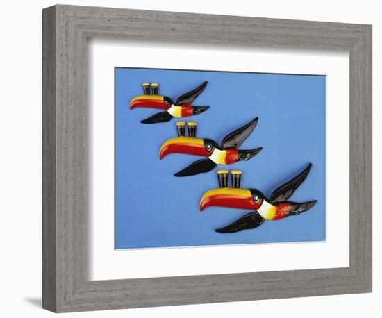 A Set of Three Carltonware Graduated Guinness Advertising Toucan Wall Hangings-null-Framed Giclee Print