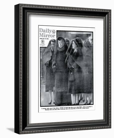 A Sorrowing Family Group of Three Queens-null-Framed Photographic Print