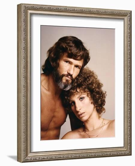 A STAR IS BORN, 1976 directed by FRANK PIERSON with Kris Kristofferson and Barbra Streisand (photo)-null-Framed Photo