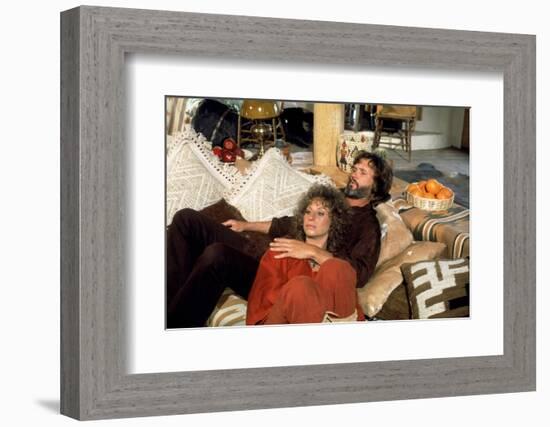 A STAR IS BORN, 1976 directed by FRANK PIERSON with Kris Kristofferson and Kris Kristofferson (phot-null-Framed Photo