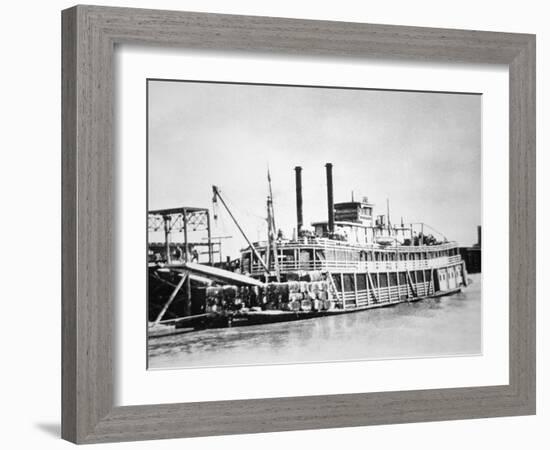 A Stern-Wheeler Loaded with Cotton Bales at New Orleans, C.1900 (B/W Photo)-American-Framed Giclee Print