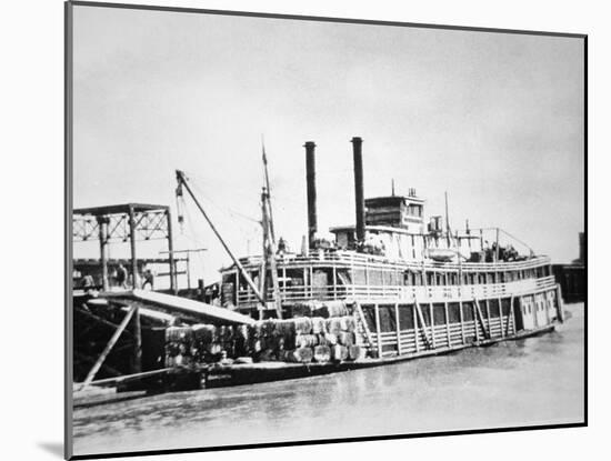 A Stern-Wheeler Loaded with Cotton Bales at New Orleans, C.1900 (B/W Photo)-American-Mounted Giclee Print