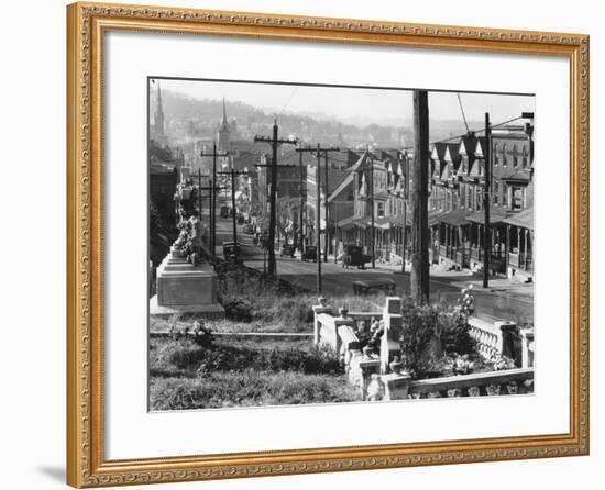 A street in Bethlehem, Pennsylvania, 1935-Walker Evans-Framed Photographic Print