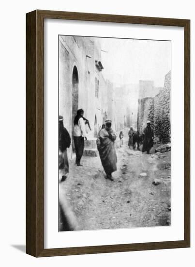 A Street in Mosul, Mesopotamia, 1918-null-Framed Giclee Print