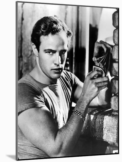 A Streetcar Named Desire, Marlon Brando, 1951, Playing Cards-null-Mounted Photo