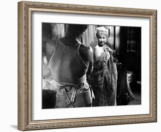 A Streetcar Named Desire, Marlon Brando, Vivien Leigh, 1951-null-Framed Photo