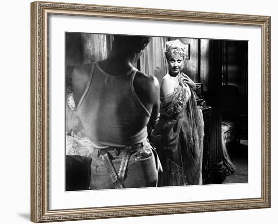 A Streetcar Named Desire, Marlon Brando, Vivien Leigh, 1951--Framed Photo