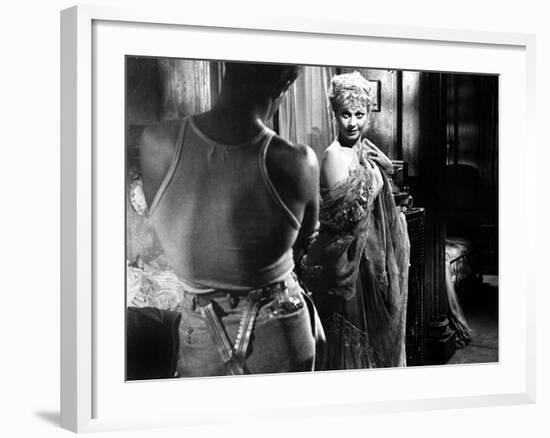 A Streetcar Named Desire, Marlon Brando, Vivien Leigh, 1951-null-Framed Photo