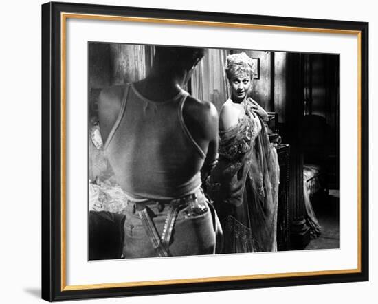 A Streetcar Named Desire, Marlon Brando, Vivien Leigh, 1951-null-Framed Photo