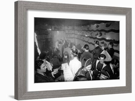 A Tavern at Montparnasse, Paris, 1931-Ernest Flammarion-Framed Giclee Print