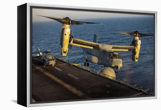 A U.S. Marine Corps MV-22B Osprey Lands on USS Kearsarge-null-Framed Premier Image Canvas