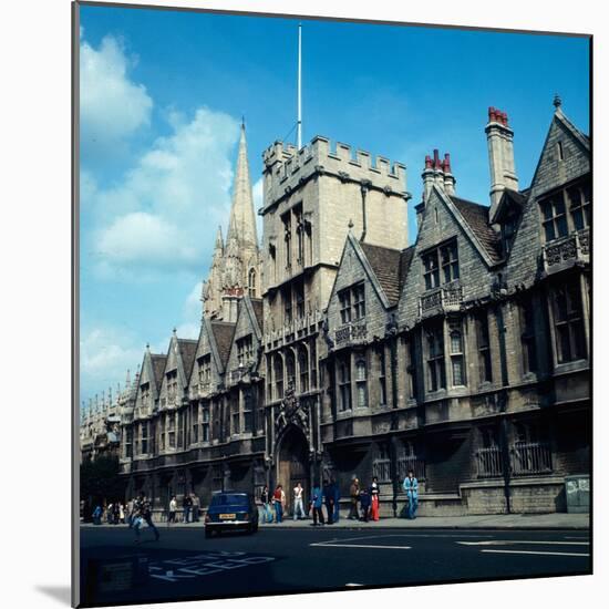 A view of Brasenose college in Oxford, 1973-Staff-Mounted Photographic Print