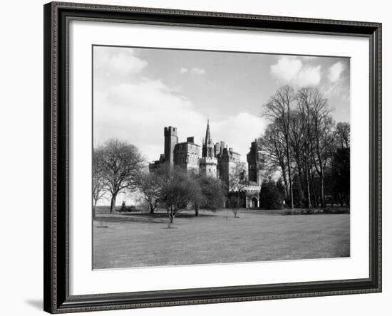 A View of Cardiff Castle, Wales, Circa 1940-Staff-Framed Photographic Print