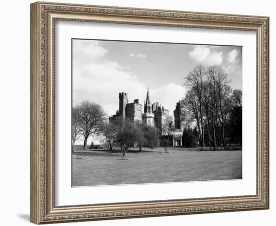 A View of Cardiff Castle, Wales, Circa 1940-Staff-Framed Photographic Print