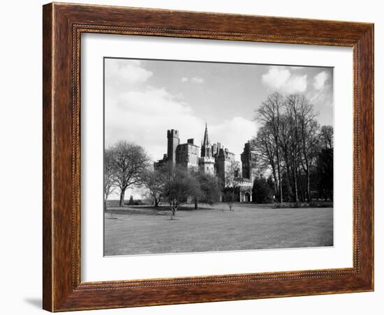 A View of Cardiff Castle, Wales, Circa 1940-Staff-Framed Photographic Print