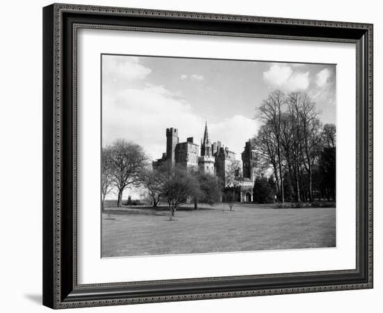 A View of Cardiff Castle, Wales, Circa 1940-Staff-Framed Photographic Print