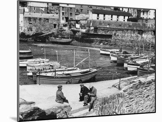 A View of the Inner Harbour at Low Tide, at Polperro, Cornwall, England-null-Mounted Photographic Print