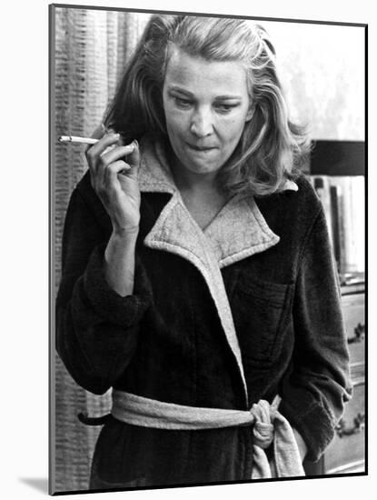 A Woman Under The Influence, Gena Rowlands, 1974-null-Mounted Photo