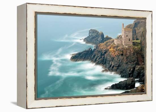 Abandoned tin mineshafts, Botallack Head, Cornwall, UK-Ross Hoddinott-Framed Premier Image Canvas