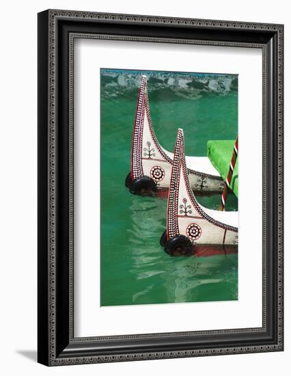 Aboriginal people's canoe, Sun Moon Lake, Taiwan-Keren Su-Framed Photographic Print