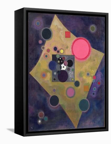 Accent En Rose, 1926-Wassily Kandinsky-Framed Premier Image Canvas