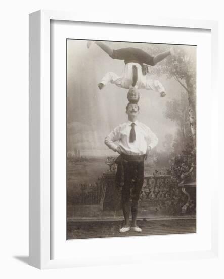 Acrobates [Sans légende]-null-Framed Giclee Print