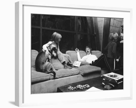 Actor Robert Redford and His Family at Home-John Dominis-Framed Premium Photographic Print