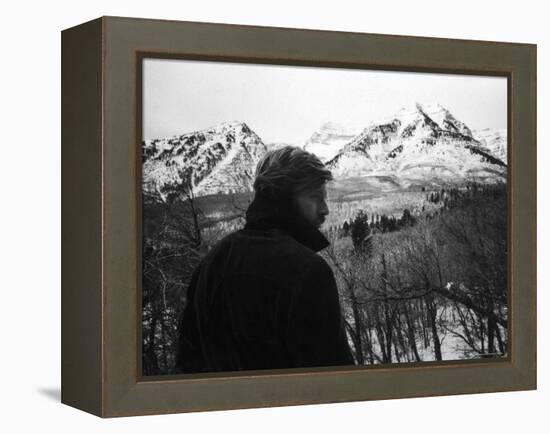 Actor Robert Redford-John Dominis-Framed Premier Image Canvas