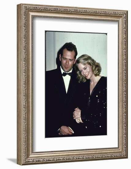 Actors Bruce Willis and Cybill Shepherd-Ann Clifford-Framed Photographic Print