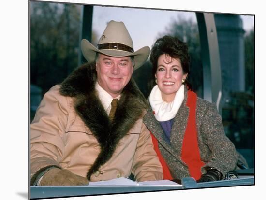 Actors Larry Hagman and Linda Gray-David Mcgough-Mounted Premium Photographic Print