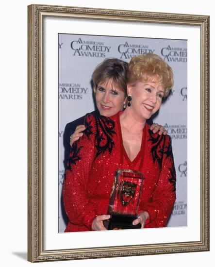 Actress Carrie Fisher Hugging Mother, Entertainer Debbi Reynolds, at American Comedy Awards-Mirek Towski-Framed Premium Photographic Print