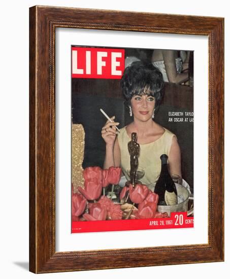 Actress Elizabeth Taylor with her Academy Award at an Oscar Party Following her Win, April 28, 1961-Allan Grant-Framed Photographic Print