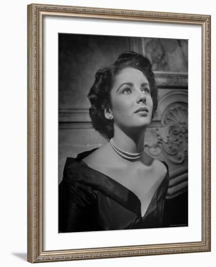 Actress Elizabeth Taylor-J^ R^ Eyerman-Framed Premium Photographic Print