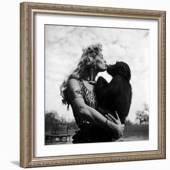 Actress Irish McCalla, Sheena Queen of the Jungle, Kissing Her Chimpanzee Co-star-Loomis Dean-Framed Premium Photographic Print