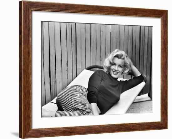 Actress Marilyn Monroe at Home-Alfred Eisenstaedt-Framed Premium Photographic Print