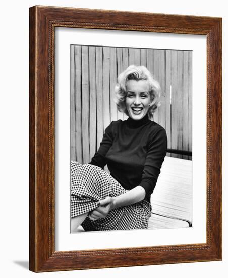 Actress Marilyn Monroe at Home-Alfred Eisenstaedt-Framed Premium Photographic Print