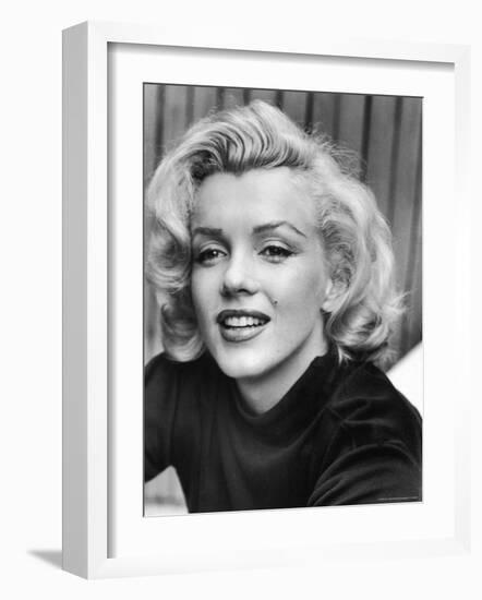 Actress Marilyn Monroe at Home-Alfred Eisenstaedt-Framed Premium Photographic Print