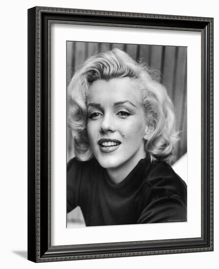 Actress Marilyn Monroe at Home-Alfred Eisenstaedt-Framed Premium Photographic Print