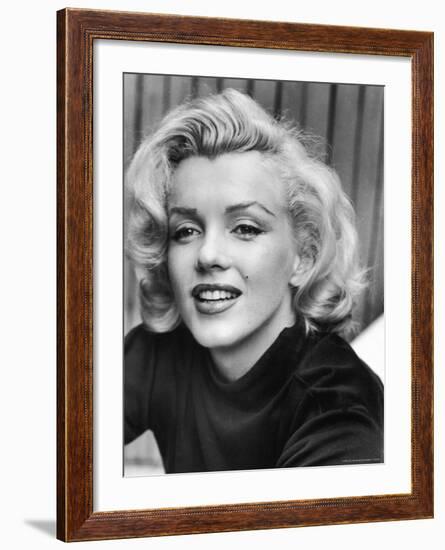 Actress Marilyn Monroe at Home-Alfred Eisenstaedt-Framed Premium Photographic Print