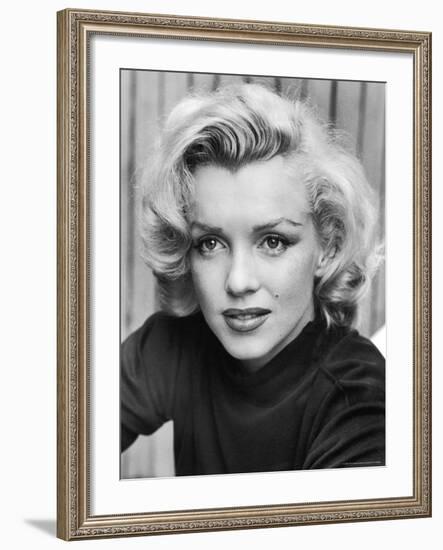 Actress Marilyn Monroe at Home-Alfred Eisenstaedt-Framed Premium Photographic Print