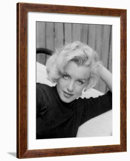 Actress Marilyn Monroe at Home-Alfred Eisenstaedt-Framed Premium Photographic Print