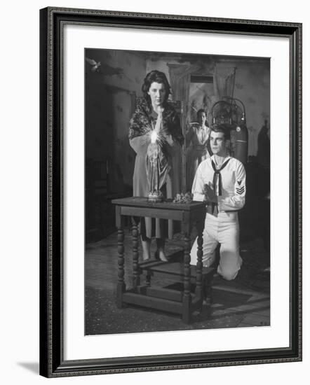 Actress Maureen Stapleton and Actor Don Murray, Performing in a Scene from "The Rose Tattoo"-null-Framed Premium Photographic Print