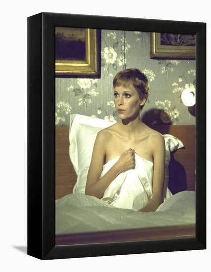 Actress Mia Farrow During Filming of the Motion Picture "A Dandy in Aspic"-Bill Eppridge-Framed Premier Image Canvas