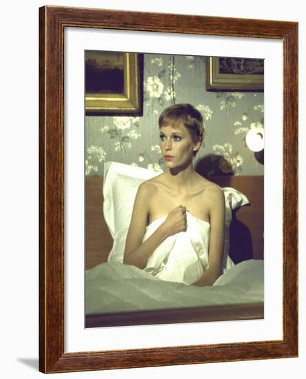 Actress Mia Farrow During Filming of the Motion Picture "A Dandy in Aspic"-Bill Eppridge-Framed Premium Photographic Print