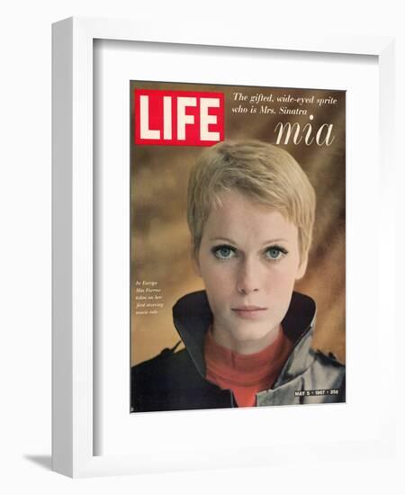 Actress Mia Farrow, May 5, 1967-Alfred Eisenstaedt-Framed Photographic Print