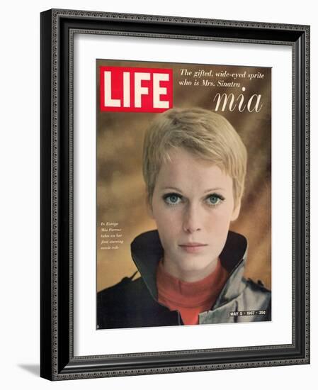 Actress Mia Farrow, May 5, 1967-Alfred Eisenstaedt-Framed Photographic Print