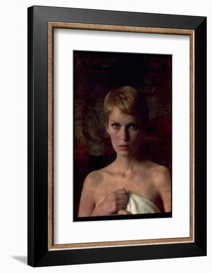 Actress Mia Farrow-Alfred Eisenstaedt-Framed Photographic Print