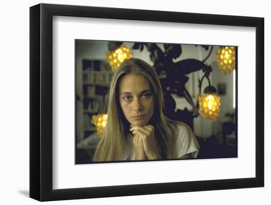 Actress Peggy Lipton-Vernon Merritt III-Framed Photographic Print