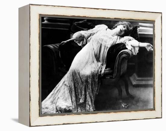 Actress Sarah Bernhardt-null-Framed Stretched Canvas